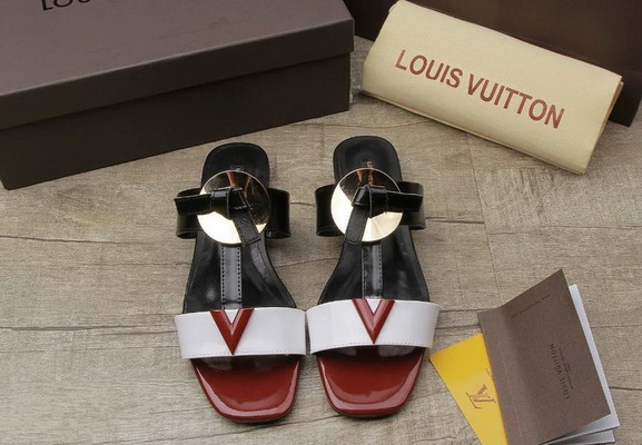 LV Slippers Women--007